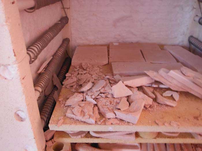 Uma peça que não esteja seca explodirá